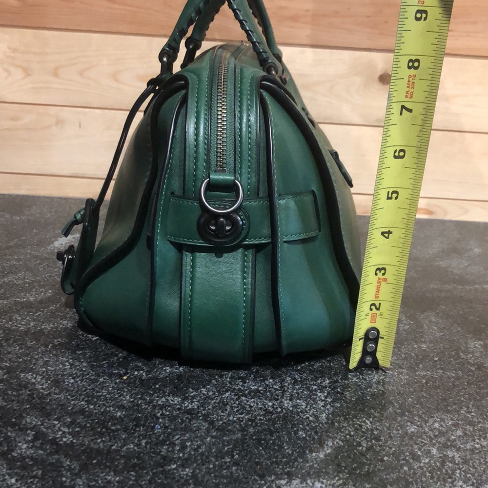 🛑SOLD🛑Racing Green Coach Ace! - Picture 14 of 14